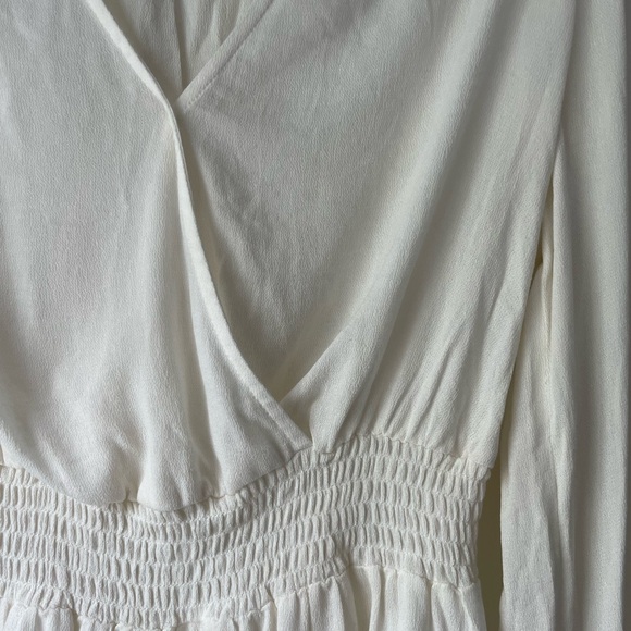 White Chiffon Blouse with Cinched Waist - Picture 3 of 3